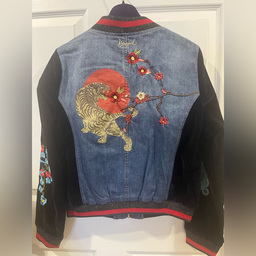 NEW📍Desigual Tottori  Embroidered Bomber Jacket velvet & Denim 40 medium - Picture 7 of 16